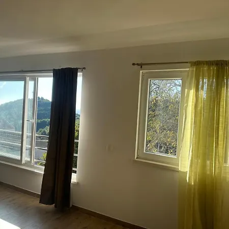 Apartment Desa's Place *